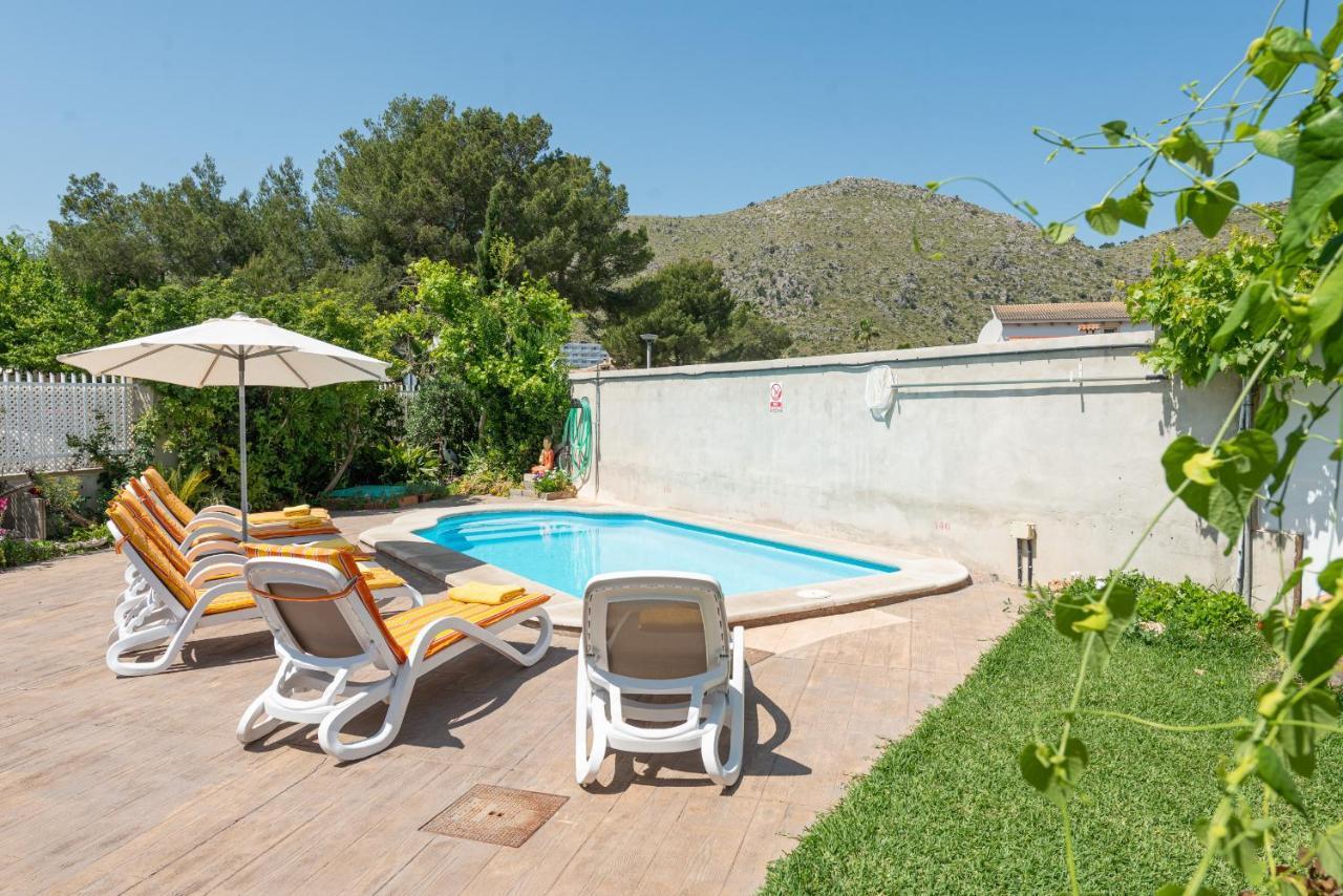 Luna, And Pool * Alcudia (Mallorca)